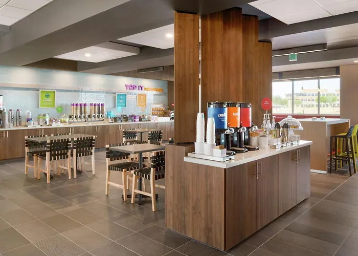 Tru By Hilton Salt River Hotel